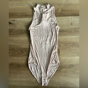 H&M Woman’s Pink Ribbed Sleeveless Bodysuit - XS- NWT